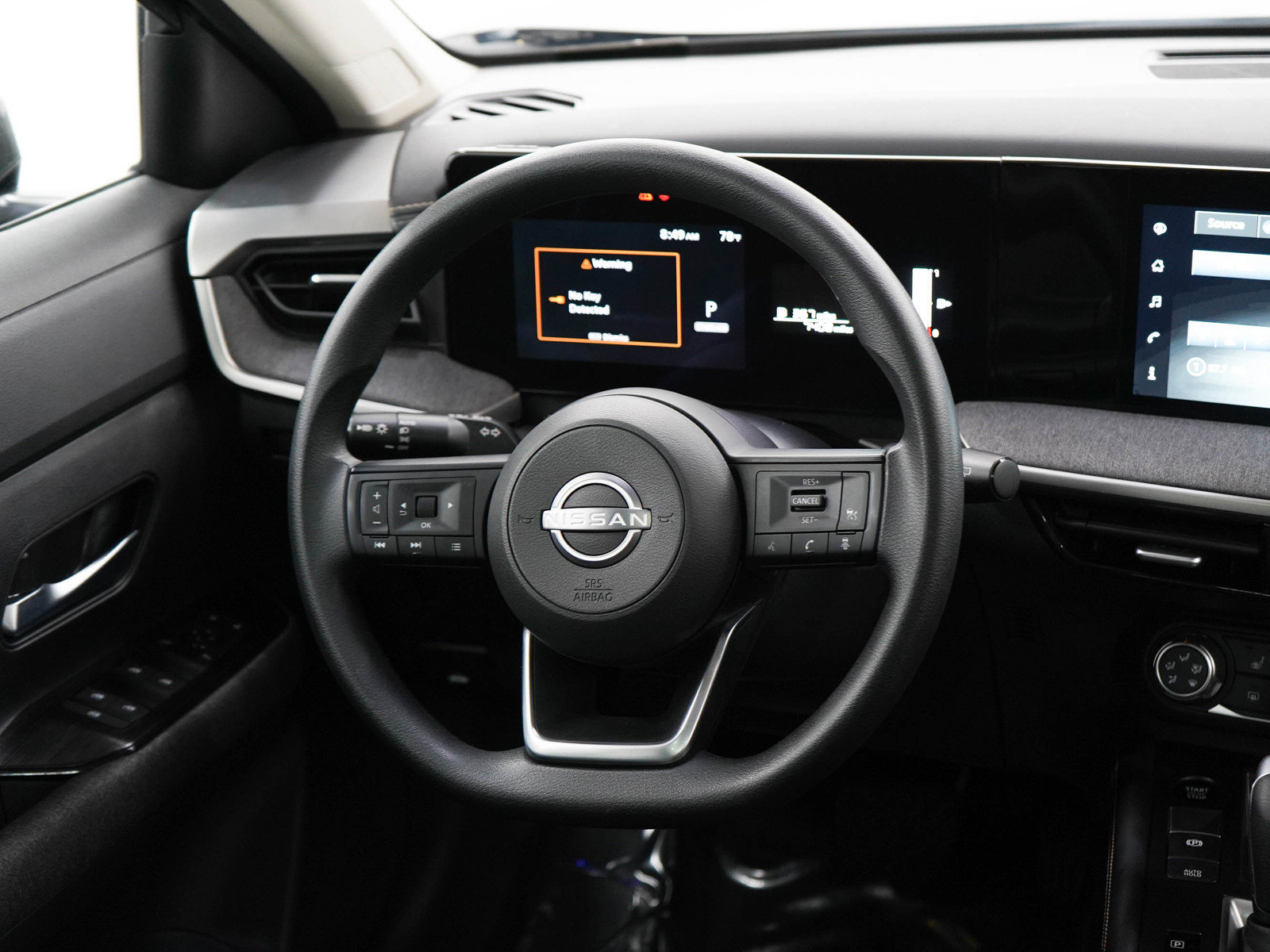 Used 2025 Nissan Kicks SV w/ SV Premium Package AWD/4WD image 15