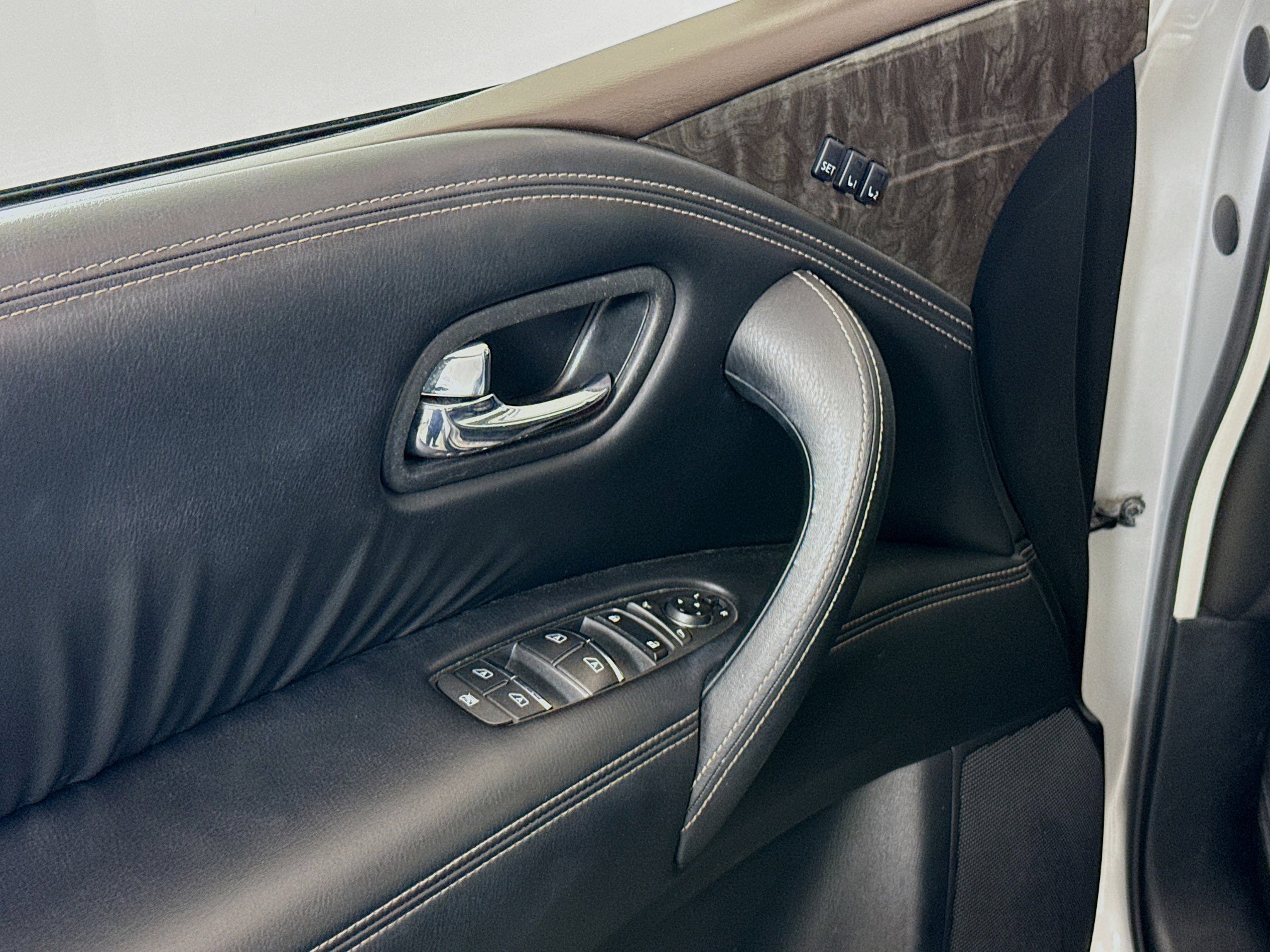 Used 2021 Nissan Armada Platinum w/ Captain's Chairs Package image 20