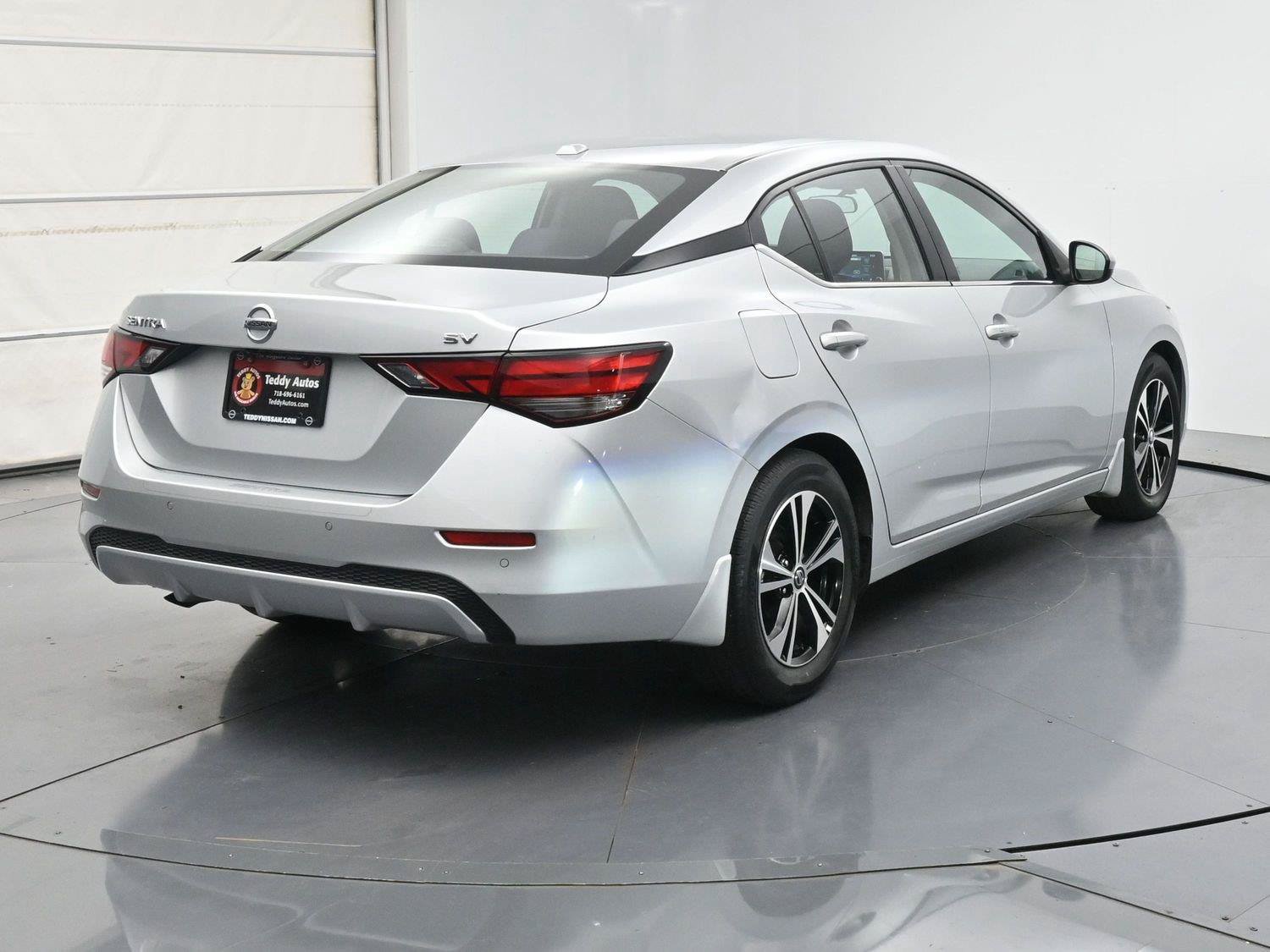 Used 2022 Nissan Sentra SV FWD image 23