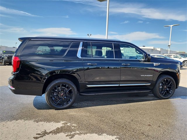 New 2026 GMC Yukon XL Elevation w/ Elevation Premium Package image 2