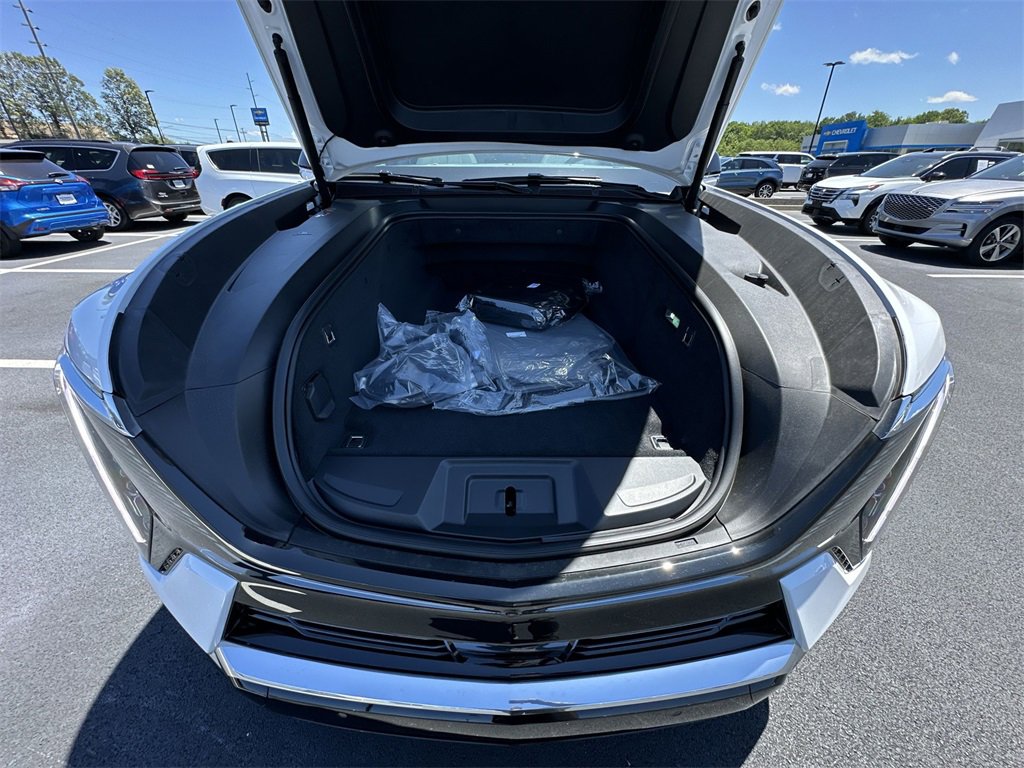 New 2025 Cadillac Escalade IQ Luxury 1 w/ Smart Trailering package image 27