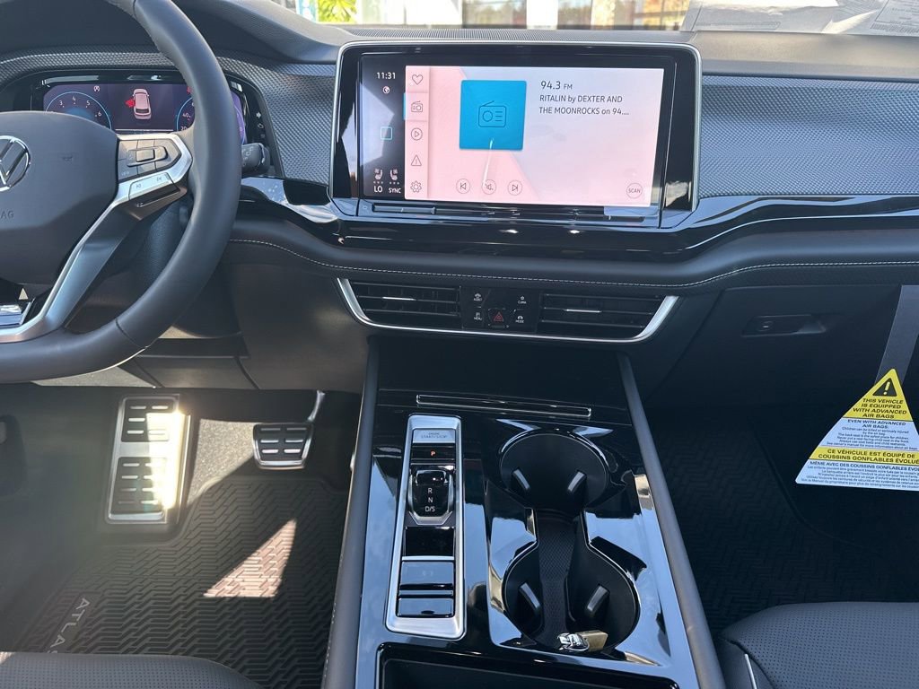 New 2026 Volkswagen Atlas Cross Sport SEL Premium R-Line image 15