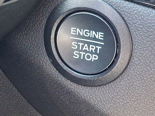 Used 2025 Ford Escape ST-Line image 22