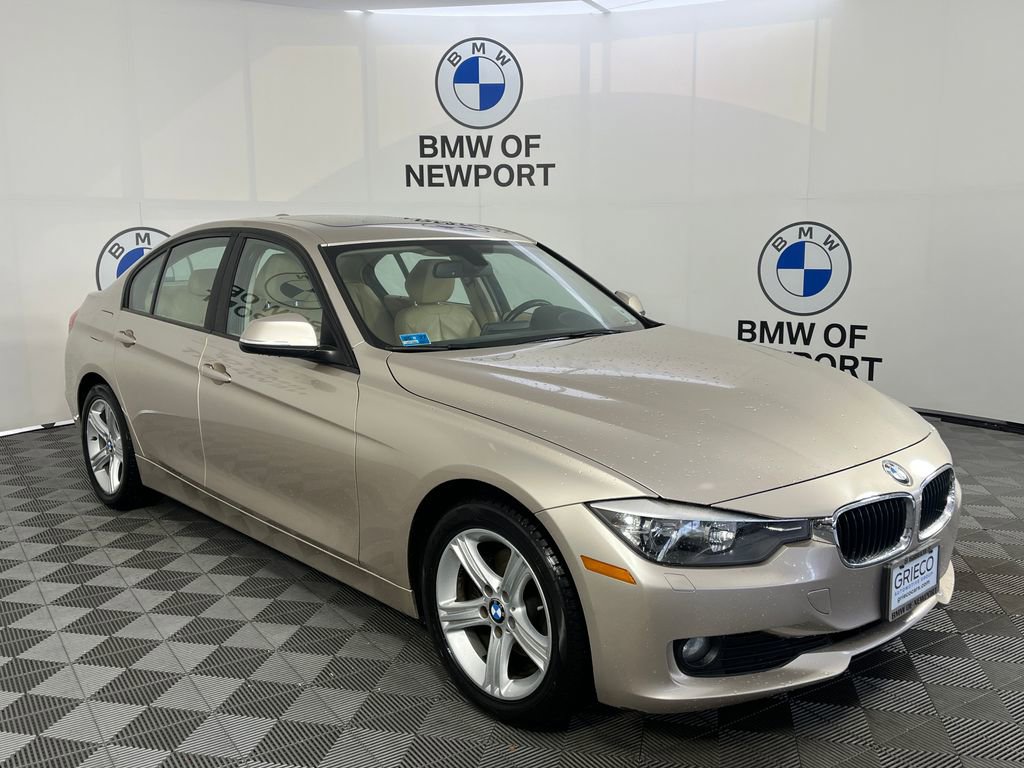 Used 2014 BMW 320i xDrive Sedan AWD/4WD image 1