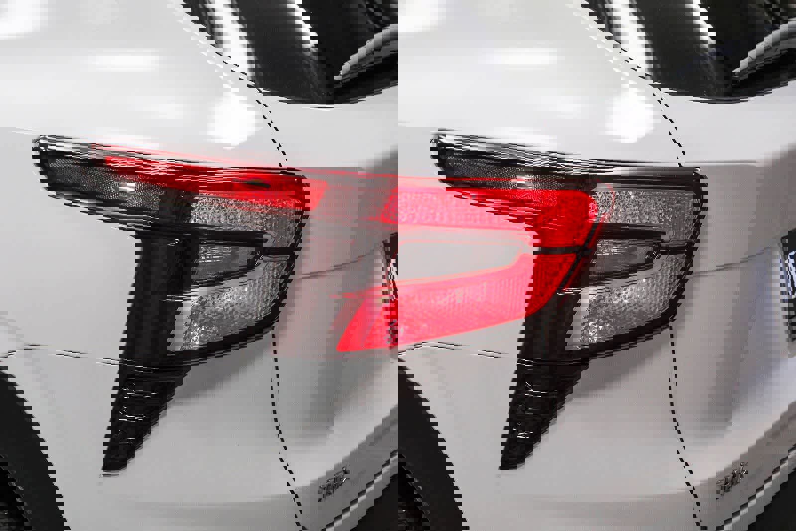 Used 2024 Chevrolet Trax ACTIV w/ Sunroof Package FWD image 7