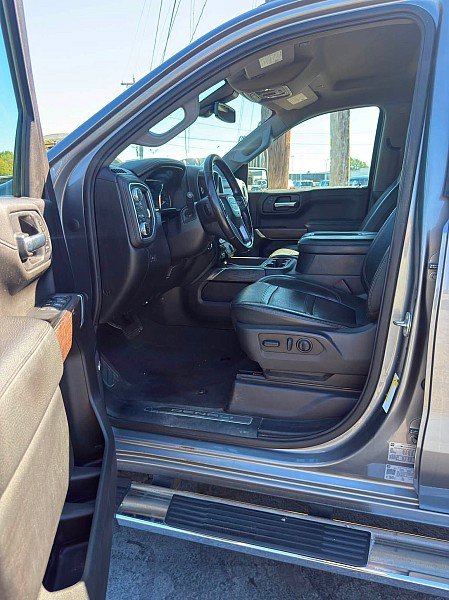 Used 2022 GMC Sierra 1500 Denali w/ Driver Alert Package II AWD/4WD image 10