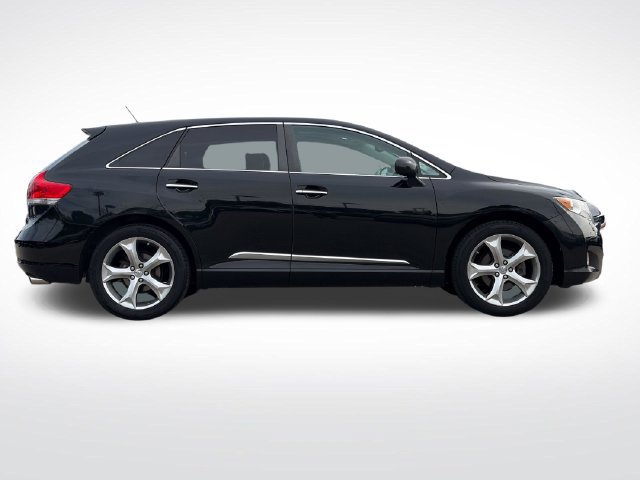 Used 2011 Toyota Venza AWD w/ Comfort Pkg image 25