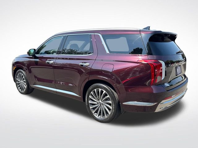 Used 2023 Hyundai Palisade Calligraphy FWD image 3