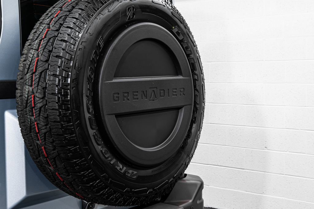 Used 2025 INEOS Grenadier image 17