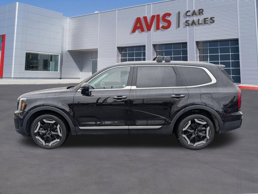 Used 2025 Kia Telluride S image 10