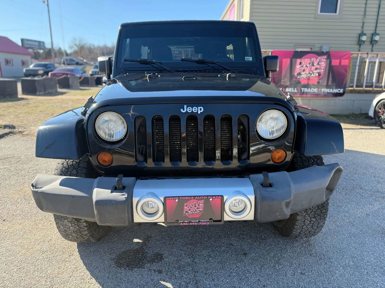 Used 2013 Jeep Wrangler Unlimited Sahara w/ Dual Top Group image 2