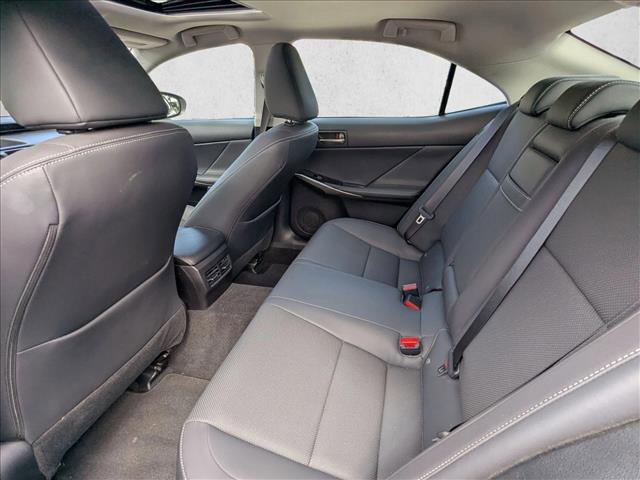 Used 2019 Lexus IS 300 RWD image 18