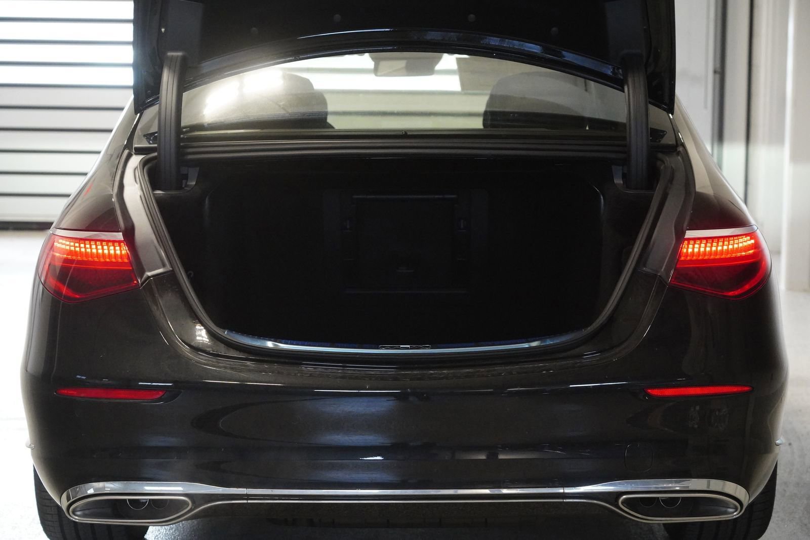 New 2026 Mercedes-Benz S 500 4MATIC image 33