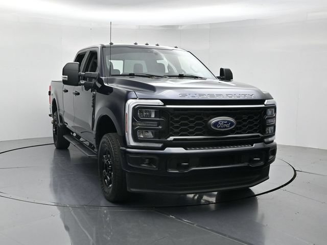 Certified 2024 Ford F250 XL w/ STX Appearance Package AWD/4WD image 5