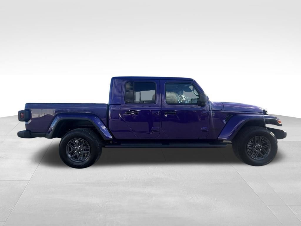 New 2026 Jeep Gladiator Sport AWD/4WD image 14