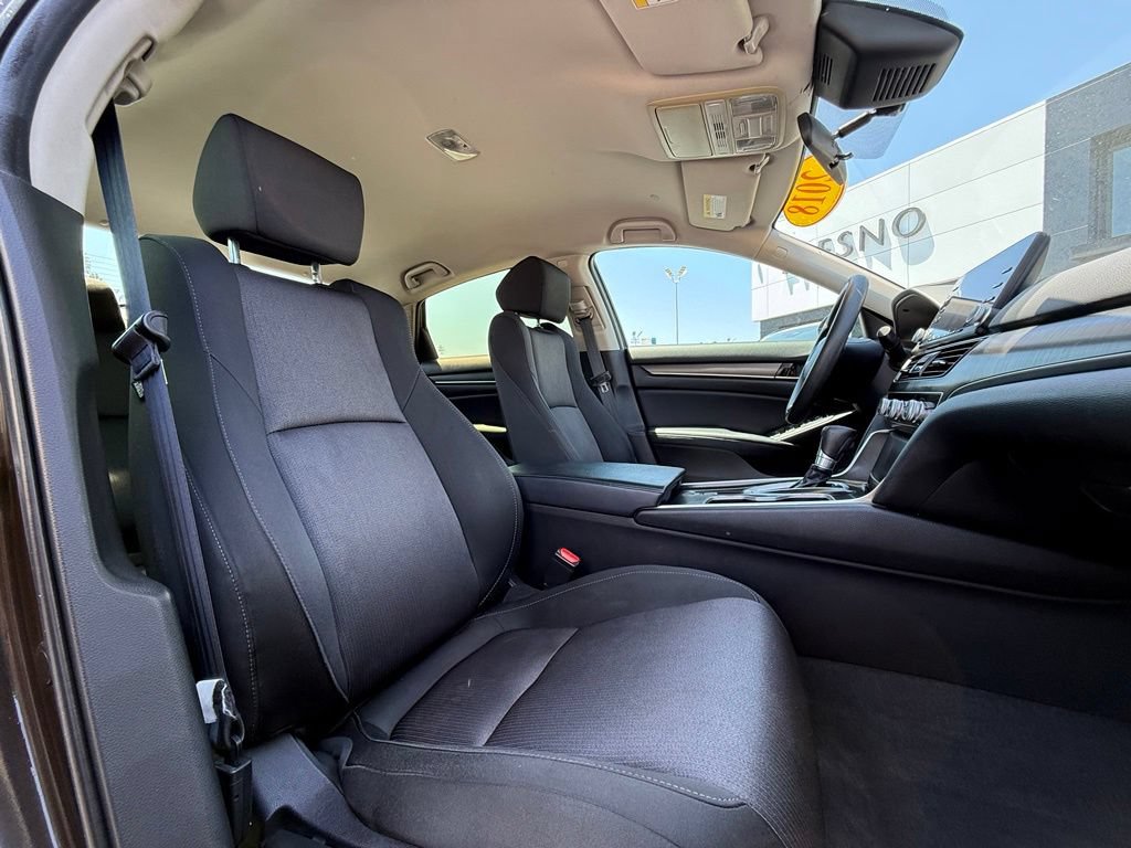 Used 2018 Honda Accord LX image 15