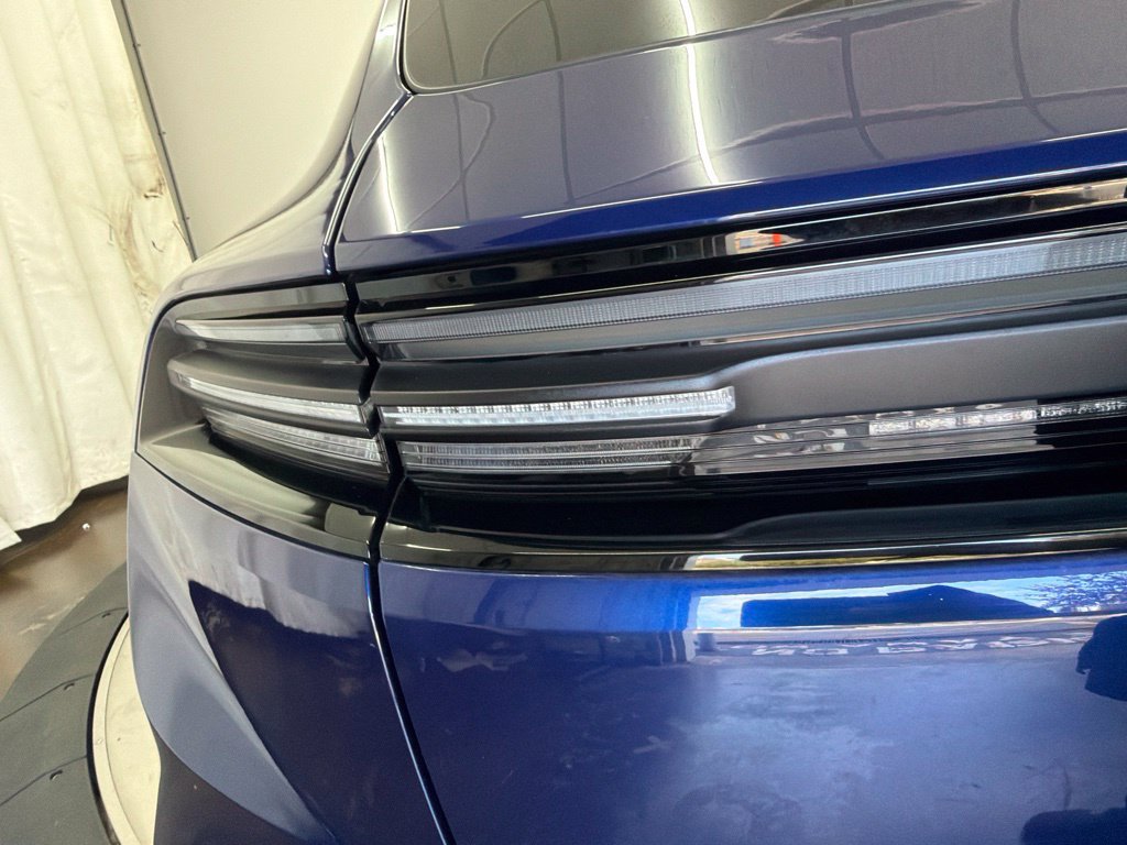 Used 2024 Porsche Macan 4 Electric AWD/4WD image 12