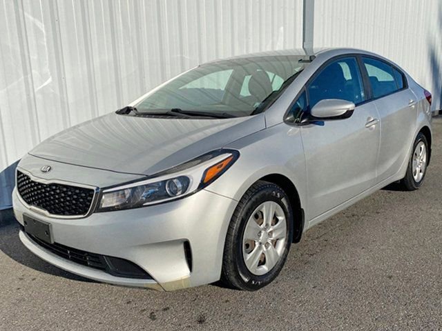 Used 2018 Kia Forte LX image 8