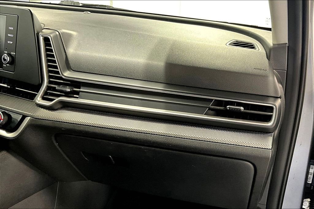 Used 2023 Kia Sportage LX image 19