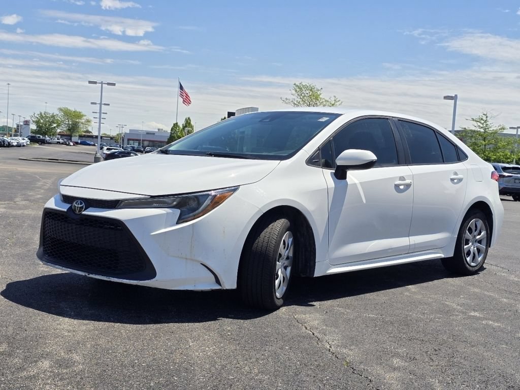 Certified 2022 Toyota Corolla LE FWD image 10