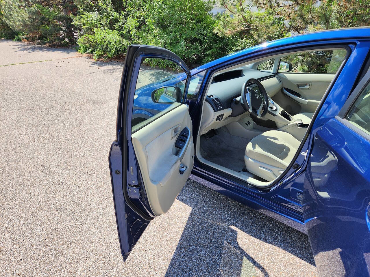 Used 2011 Toyota Prius Three FWD image 12