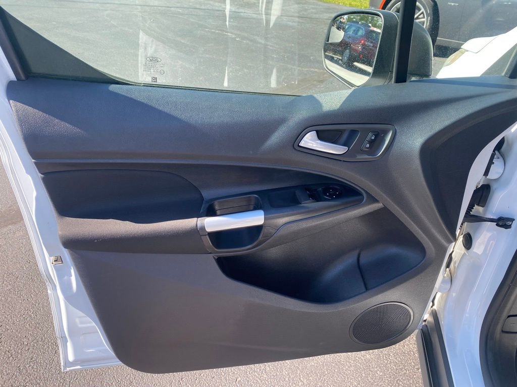 Used 2016 Ford Transit Connect XLT FWD image 9