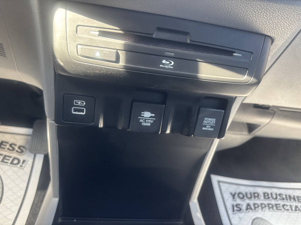 Used 2023 Honda Odyssey Touring image 39