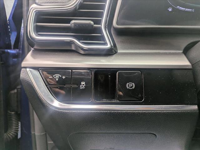 Used 2023 Kia Sportage EX image 11