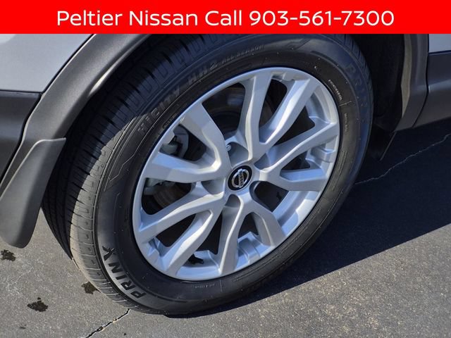 Certified 2022 Nissan Rogue Sport SV w/ Technology Package AWD/4WD image 7