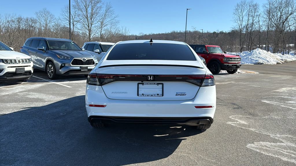 Used 2023 Honda Accord Sport image 4