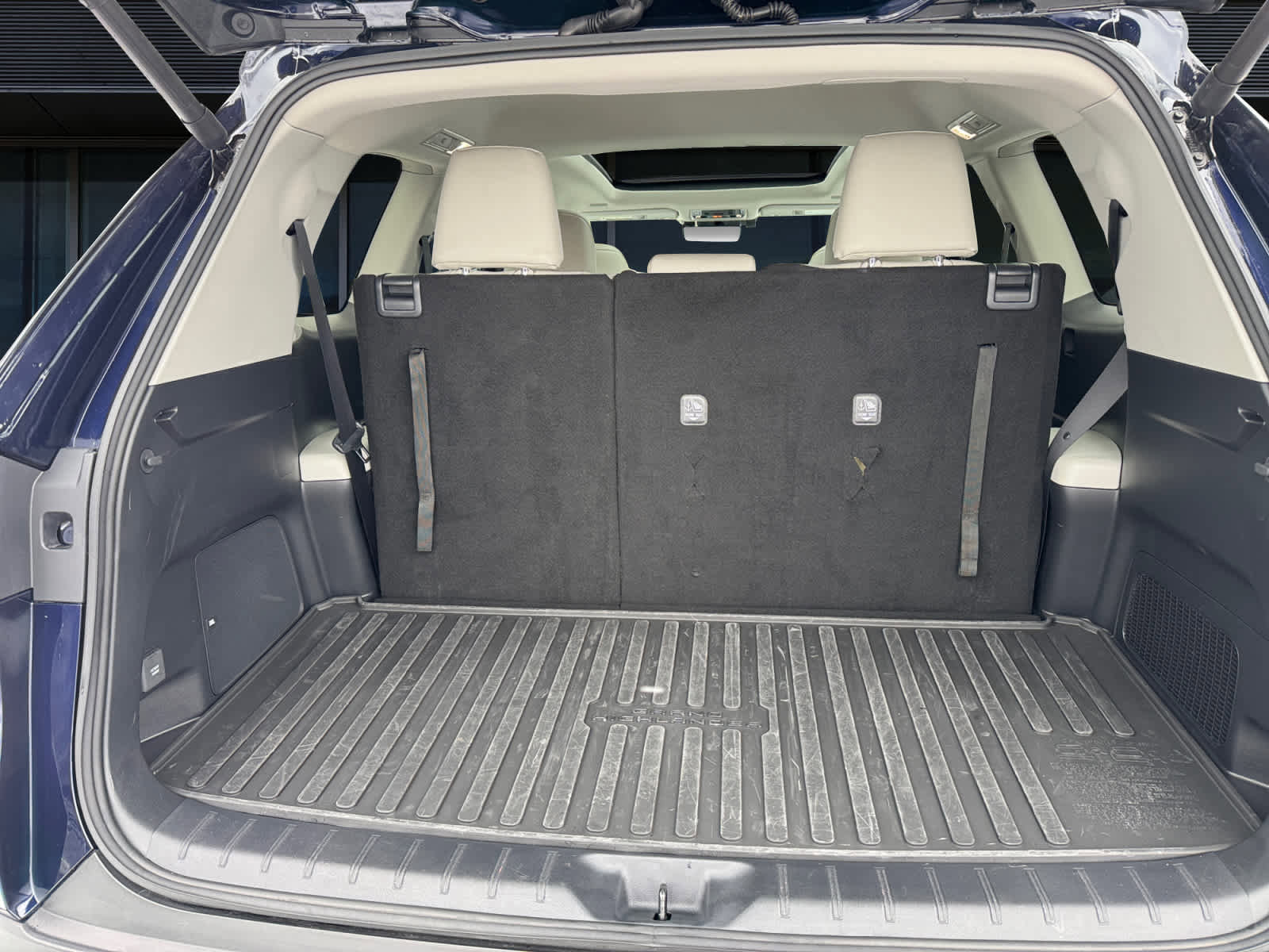 Certified 2025 Toyota Grand Highlander AWD Hybrid image 12