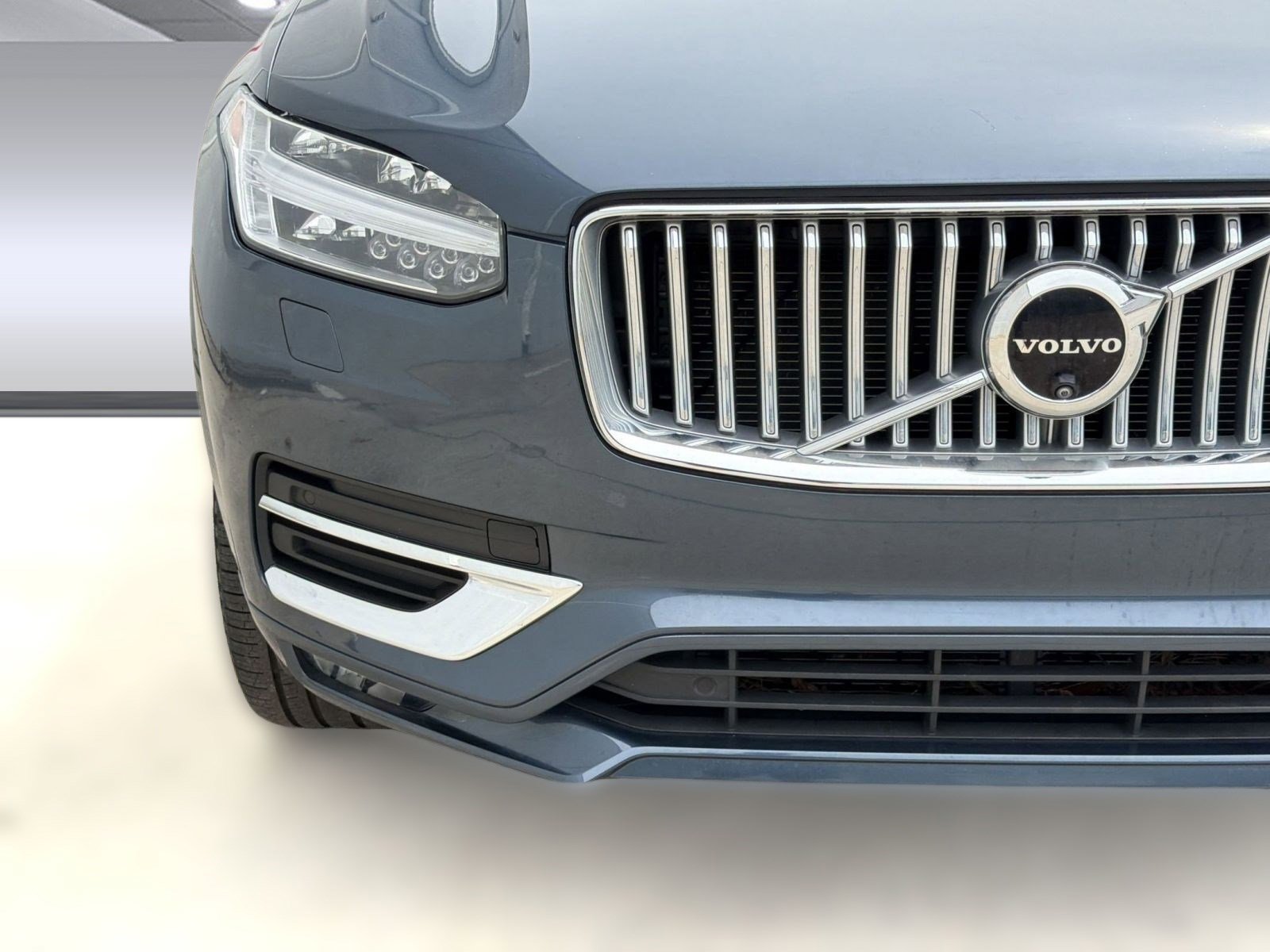 Certified 2024 Volvo XC90 B6 Plus w/ Protection Package Premier AWD/4WD image 11