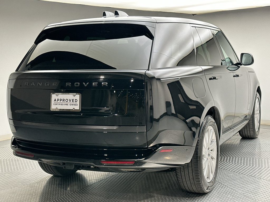 Certified 2025 Land Rover Range Rover SE AWD/4WD image 13