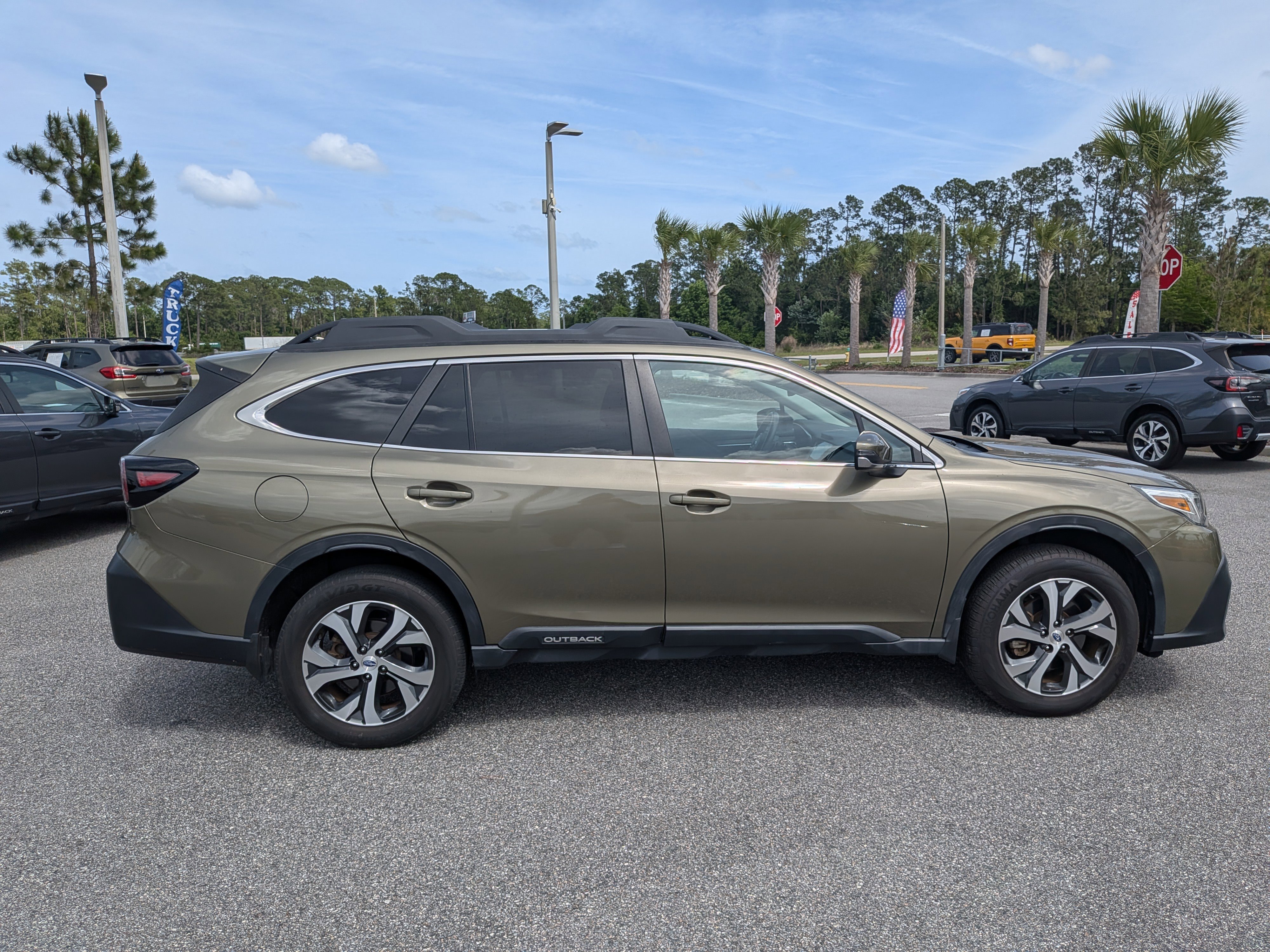 Certified 2021 Subaru Outback Limited XT w/ Popular Package #2 AWD/4WD image 3