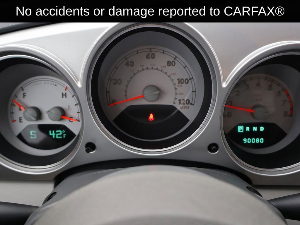 Used 2008 Chrysler PT Cruiser LX image 2