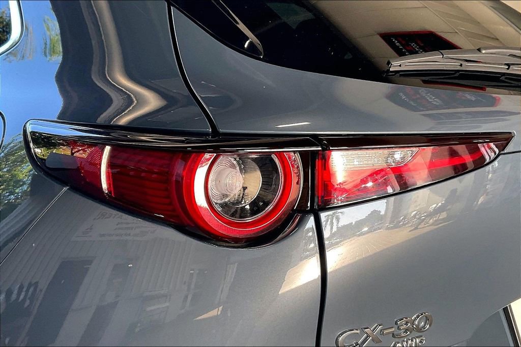Used 2025 MAZDA CX-30 AWD 2.5 S w/ Preferred Package image 17