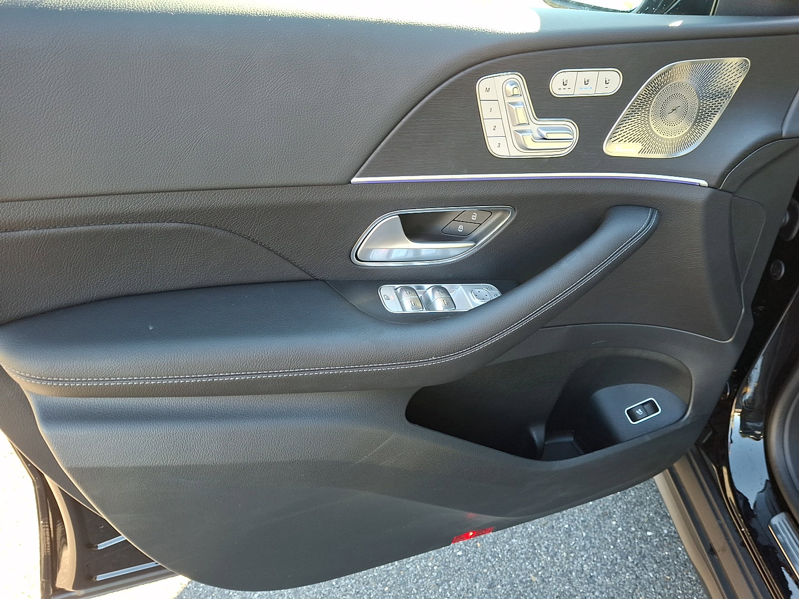 Certified 2025 Mercedes-Benz GLS 450 4MATIC image 13