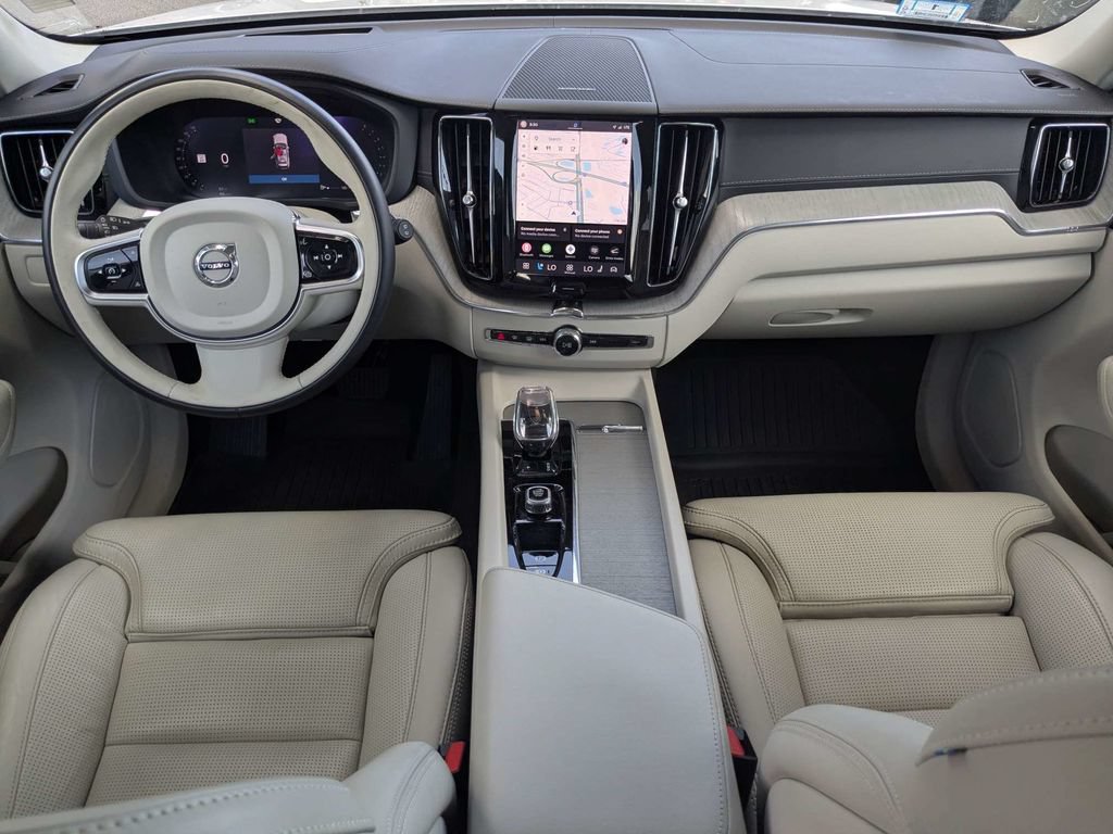 Certified 2024 Volvo XC60 B5 Ultimate w/ Protection Package Premier AWD/4WD image 23