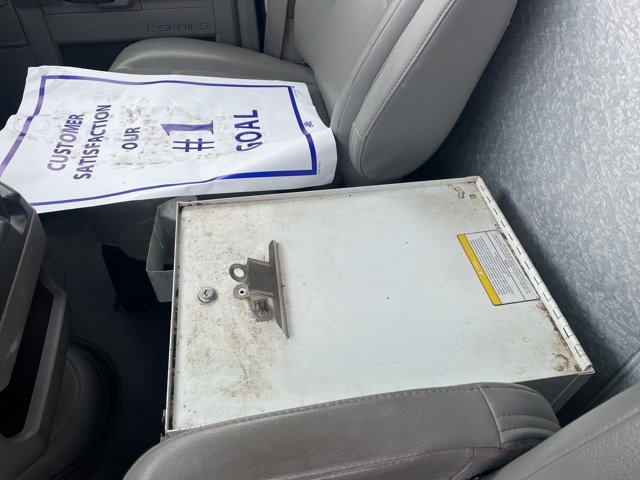 Used 2014 Ford E-350 and Econoline 350 Super Duty w/ Power Group image 31