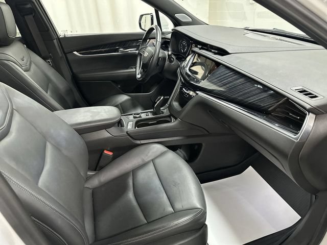 Certified 2024 Cadillac XT6 Premium Luxury w/ Technology Package AWD/4WD image 19