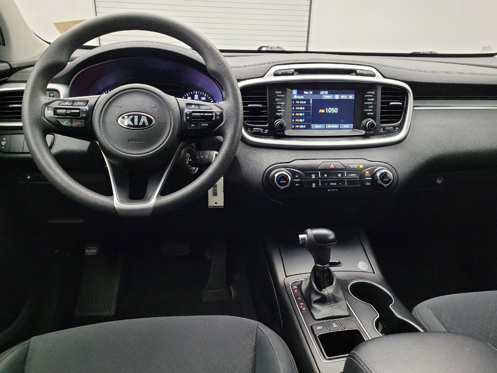 Used 2018 Kia Sorento LX AWD/4WD image 22