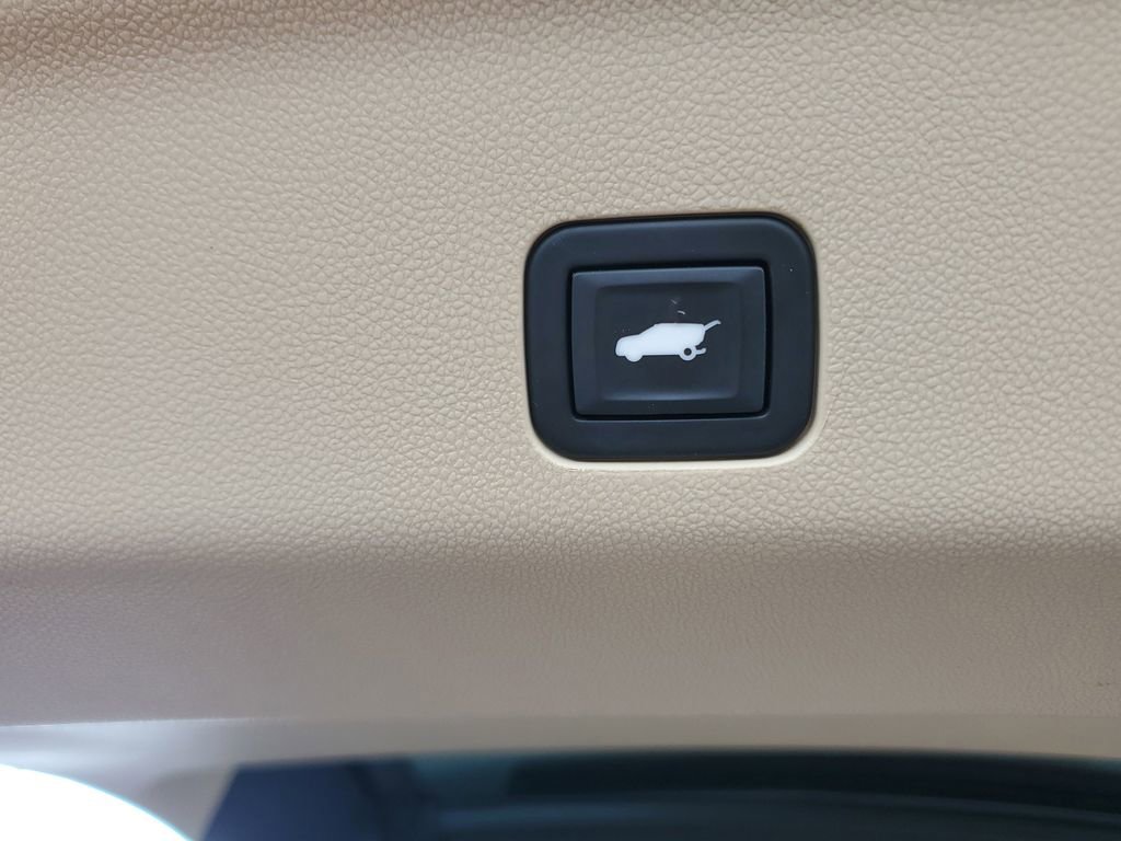 Used 2021 Cadillac Escalade ESV Premium Luxury image 27