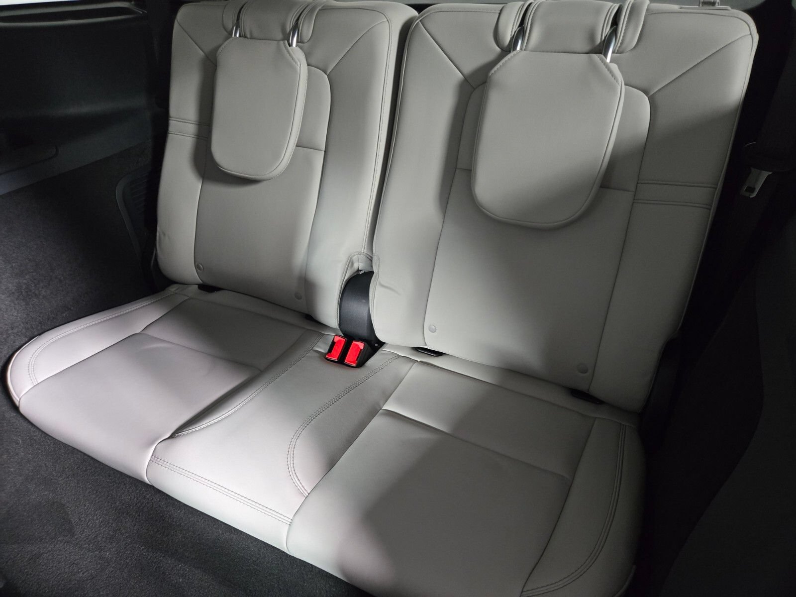 New 2026 Lincoln Aviator AWD image 15