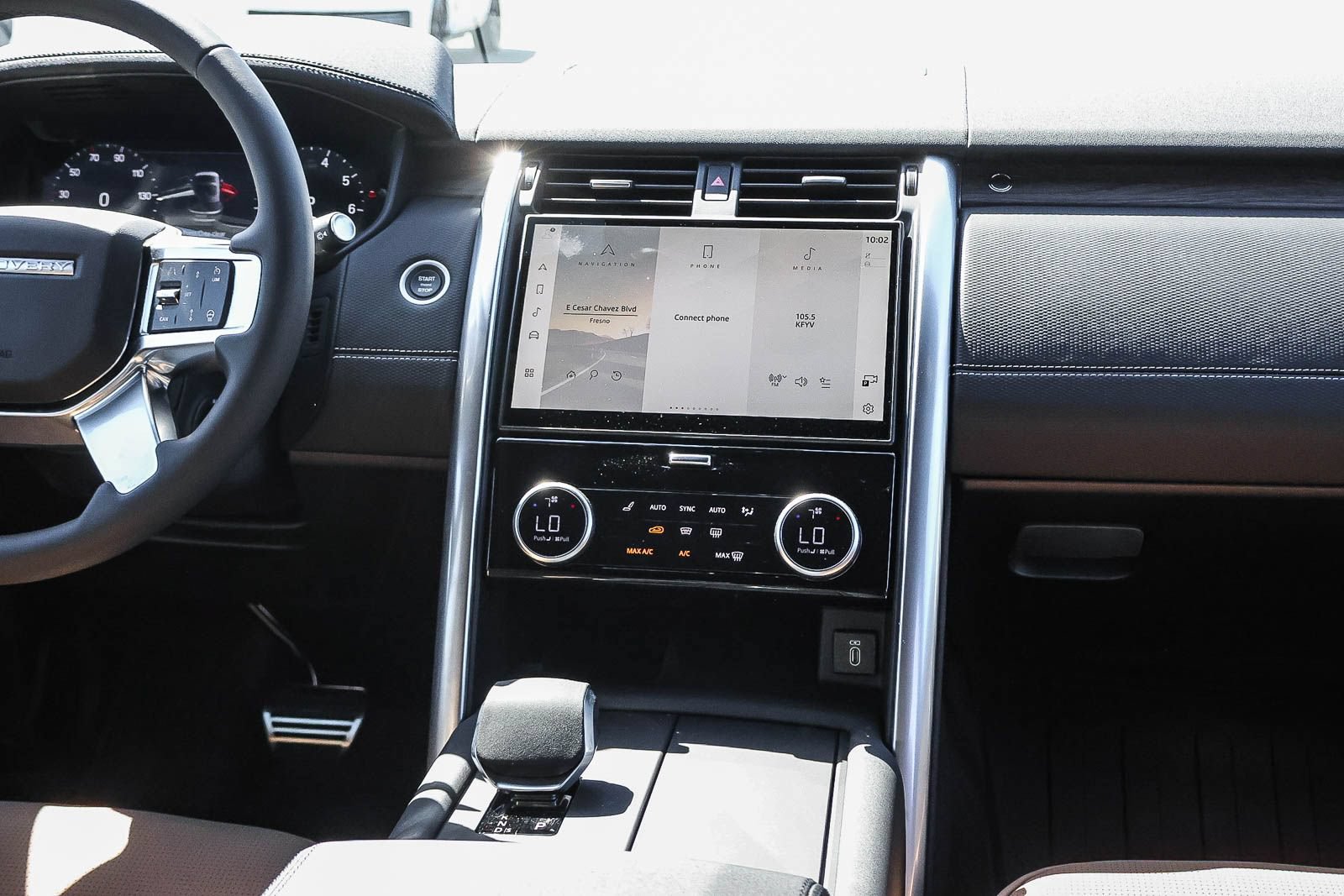 New 2026 Land Rover Discovery Dynamic SE AWD/4WD image 24