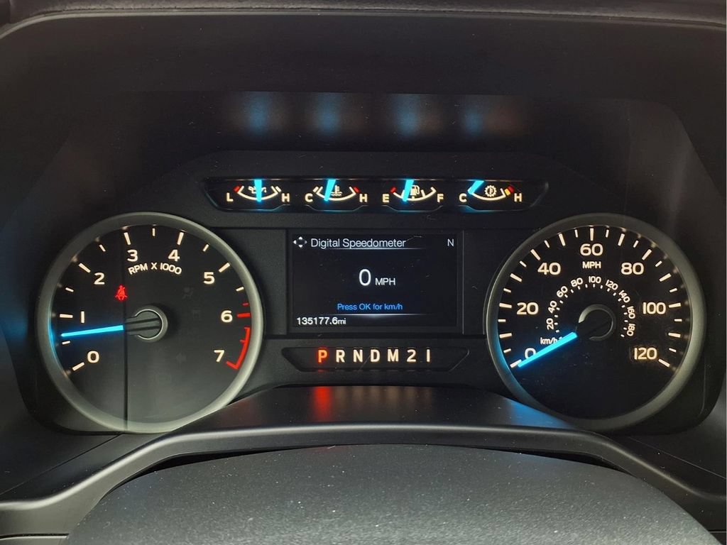 Used 2016 Ford F150 XLT w/ Equipment Group 302A Luxury AWD/4WD image 16