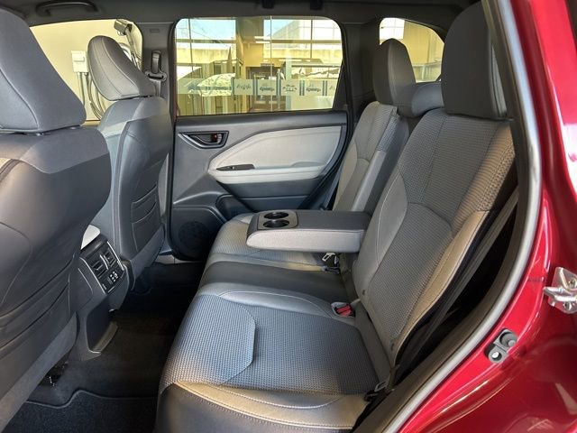 Used 2025 Subaru Forester Premium AWD/4WD image 26