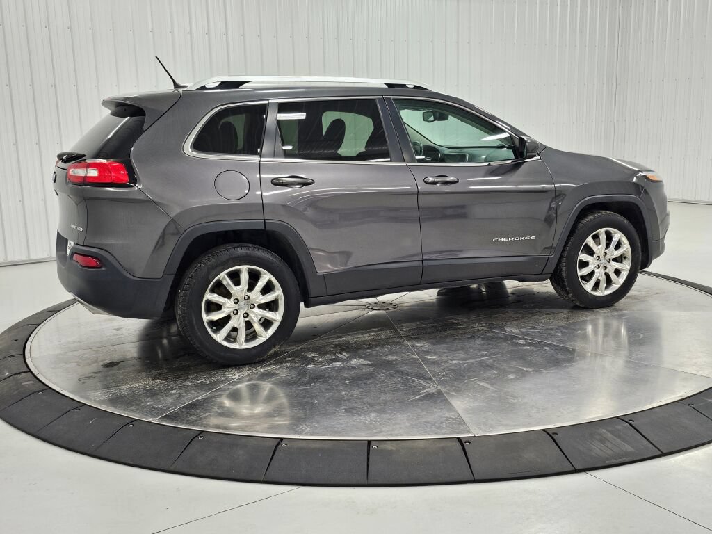 Used 2015 Jeep Cherokee Limited AWD/4WD image 5