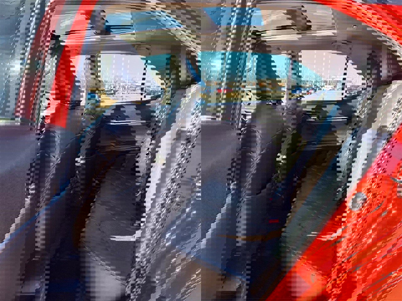 Used 2022 Toyota Camry XSE image 10