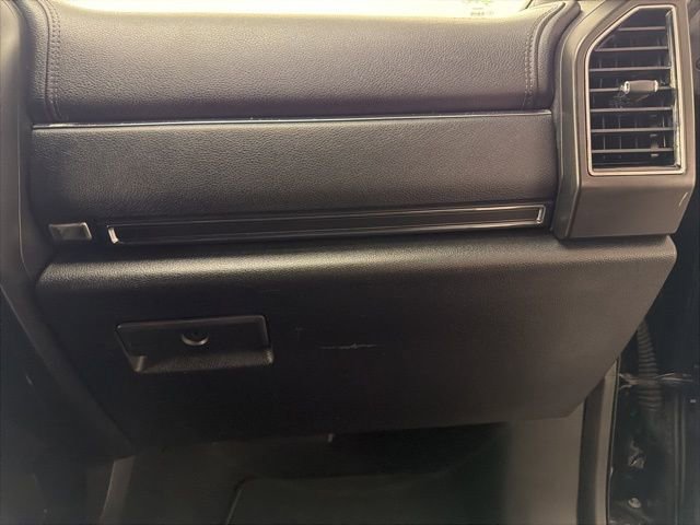 Used 2018 Ford Expedition Limited w/ Equipment Group 301A image 14