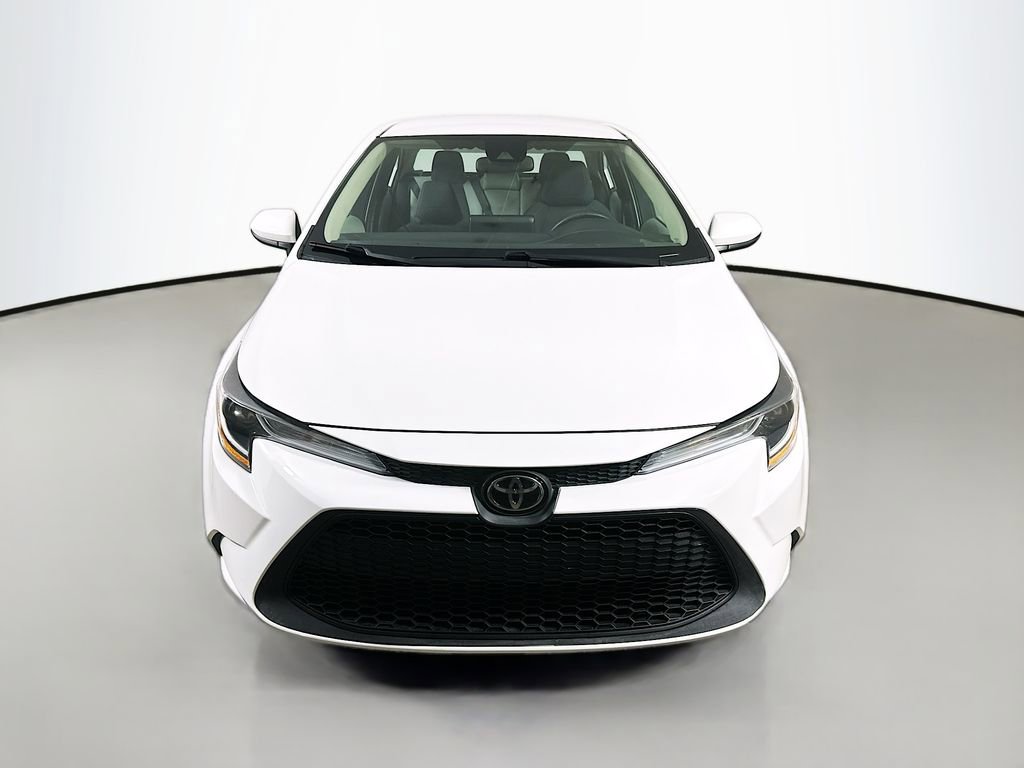 Used 2022 Toyota Corolla LE FWD video 2